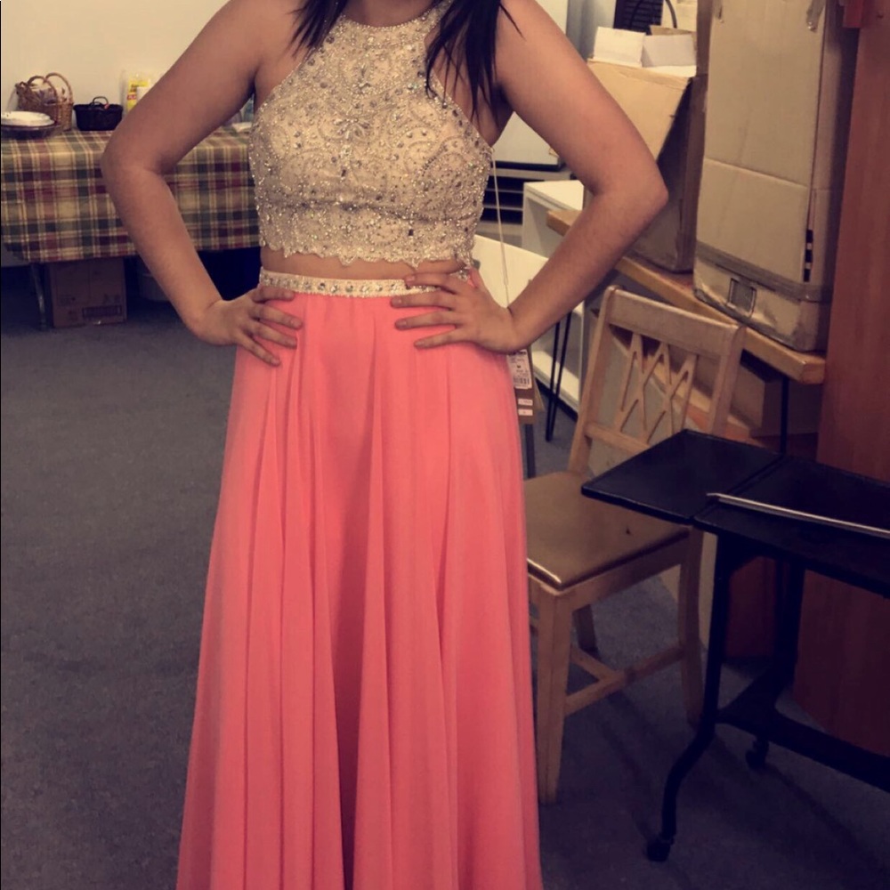 Prom dress